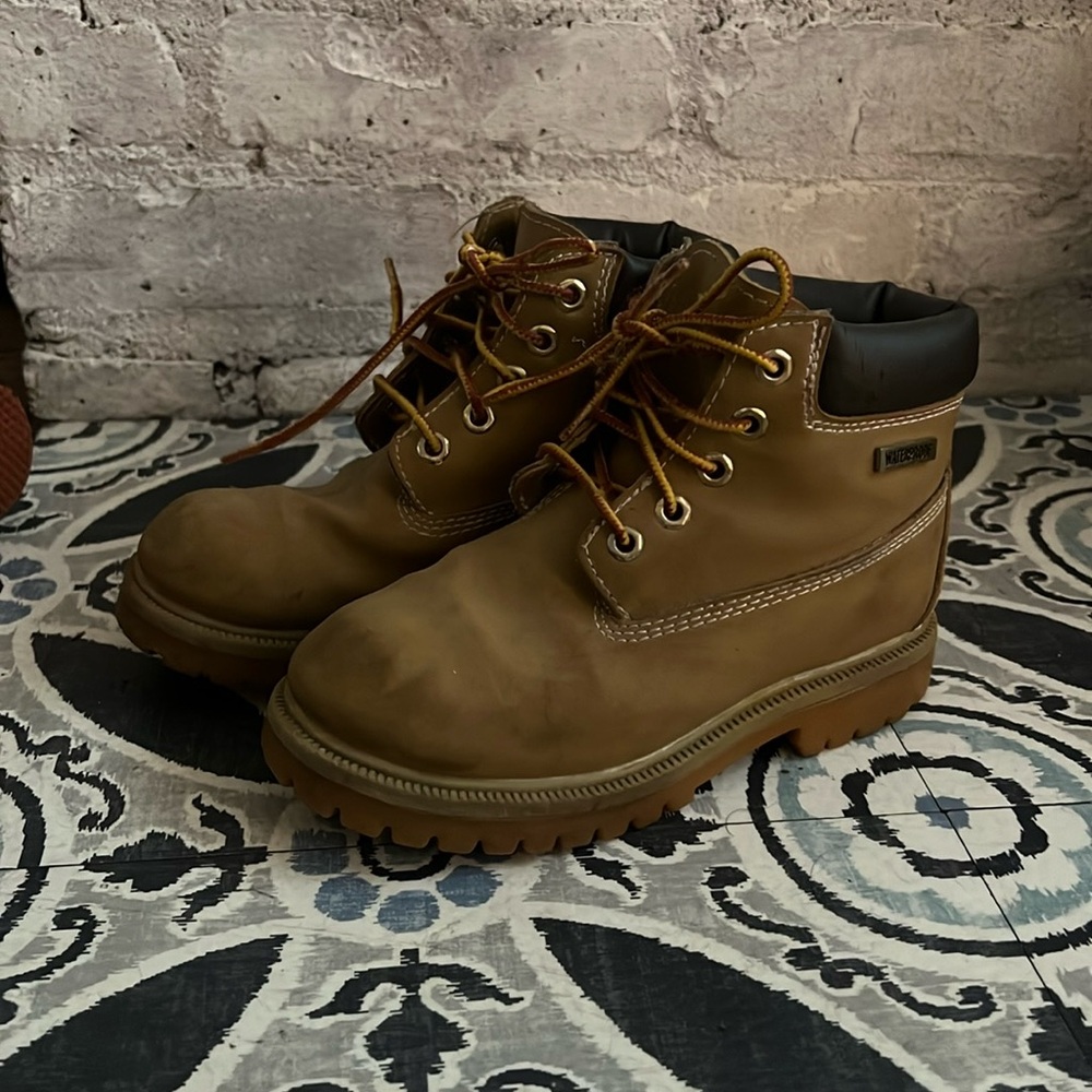 Kids waterproof boots